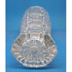 Grand vase en cristal taillé et sculpté, H 28 cm, D 14 cm