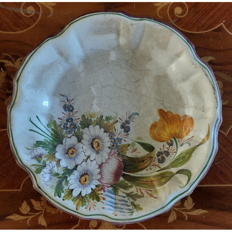 Assiette en Porcelaine Tendre de Minardi Bassano, XVIIIe siècle